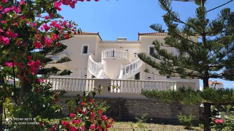 Villa Vourda 马拉斯豪克艾蒙普斯 外观 照片